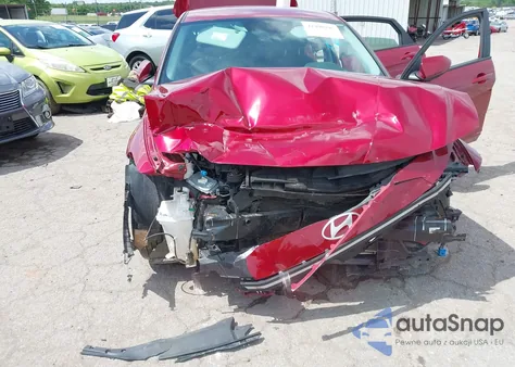 2024 Hyundai Elantra Sel from USA, damaged, VIN KMHLM4DG0RU702014